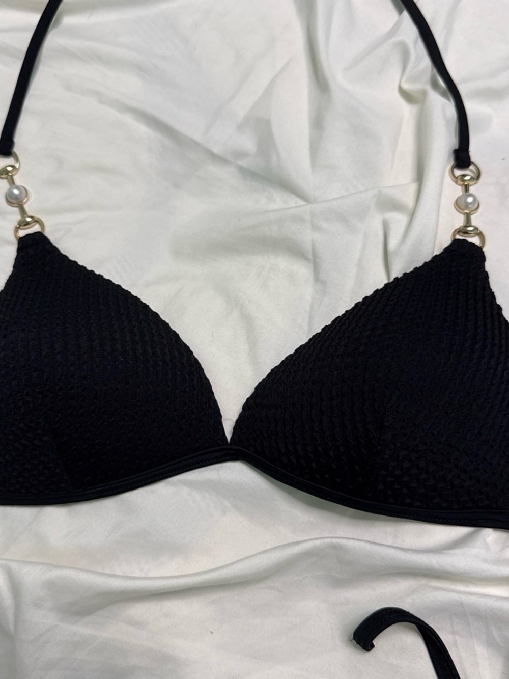 SHEIN Black Textured Triangle Bikini Top with Pearl Accent